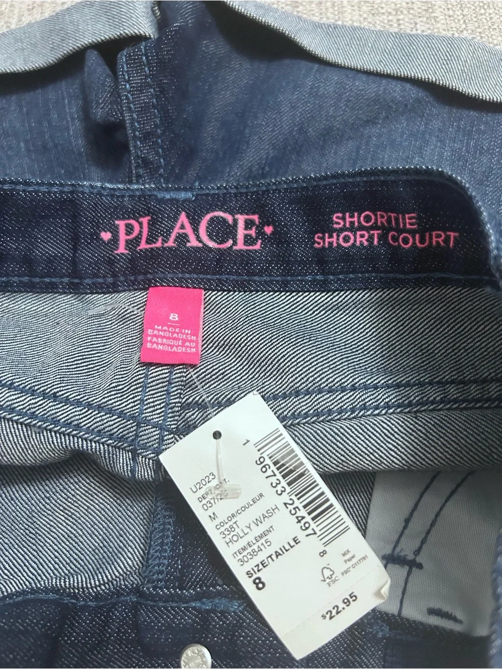 The Children’s Place Dark Blue Cuffed Denim Shorts. NWT Size 8